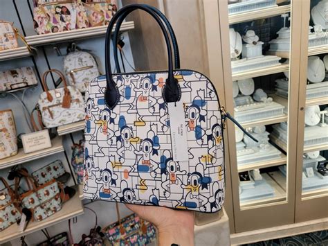 donald duck dooney and bourke.